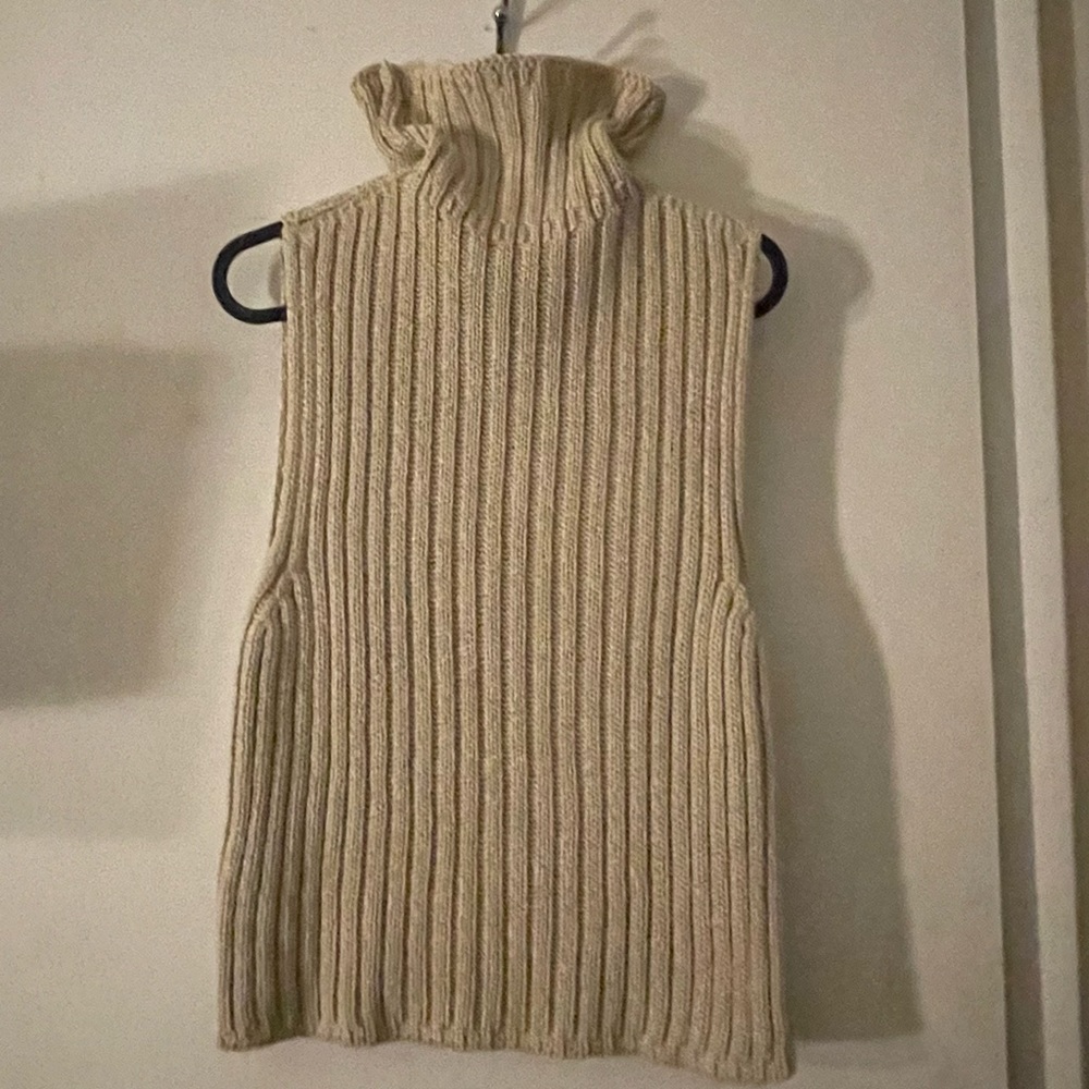 Nice vest
